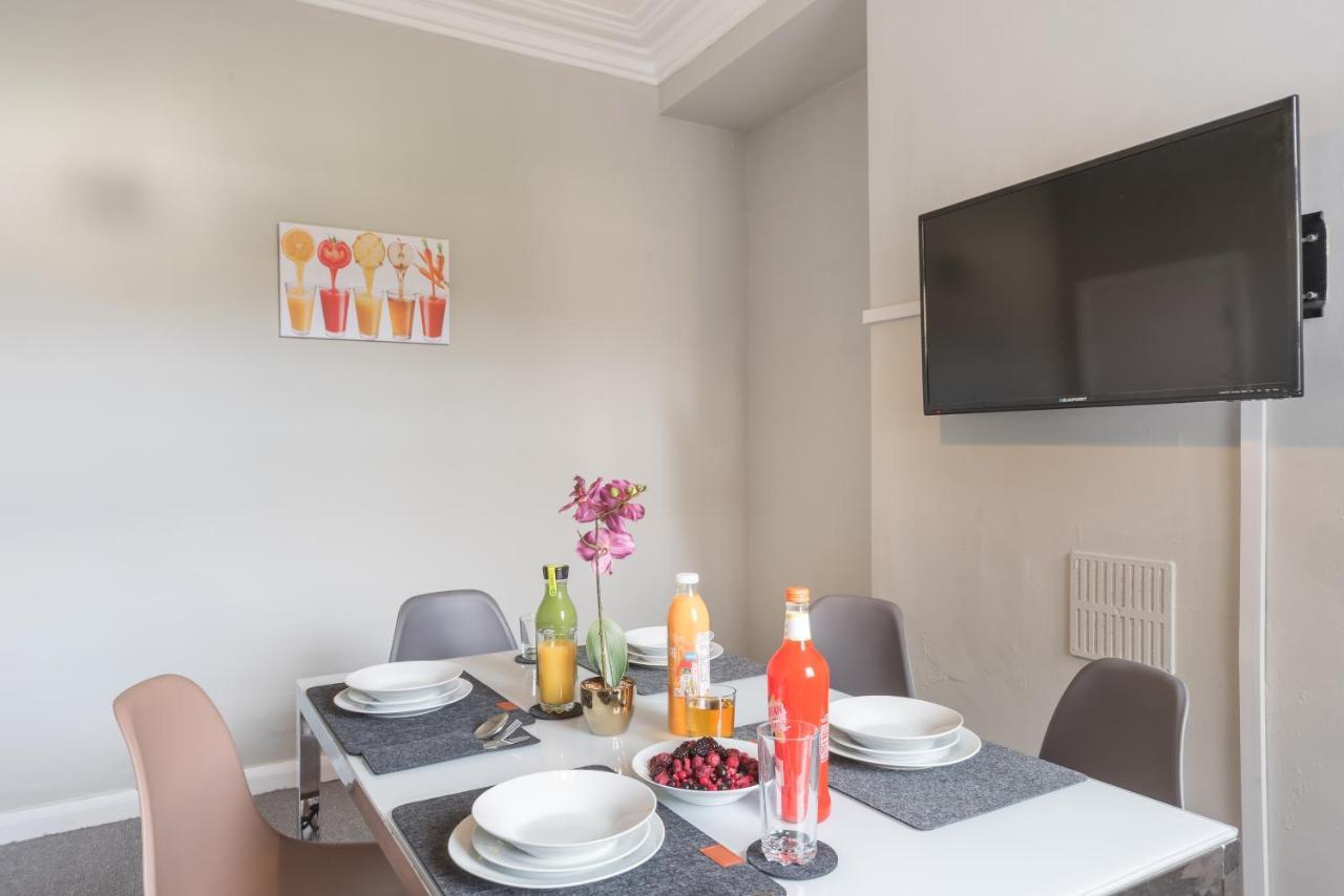 3 Bedroom Saks - 2 Living Area House In Newland Ave Hull Kingston upon Hull Exterior foto